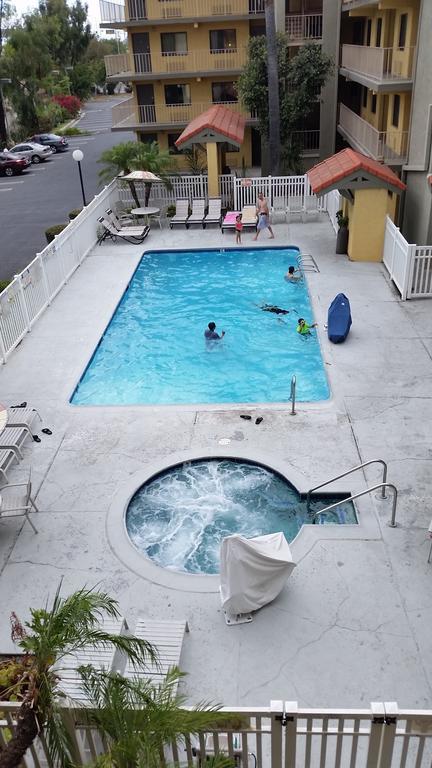 Days By Wyndham Buena Park