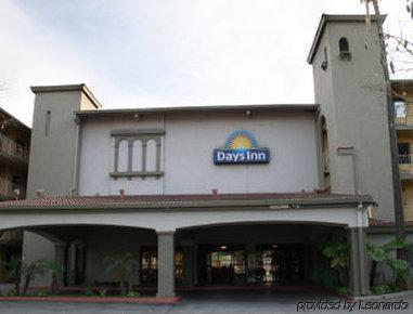 Hotel Days By Wyndham Buena Park