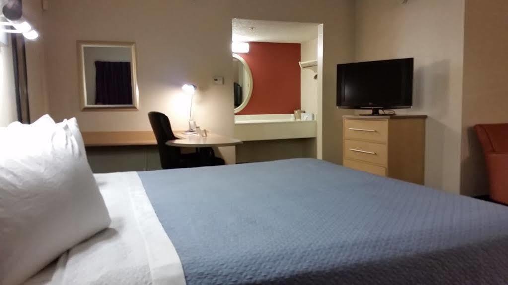 Days By Wyndham Hotel