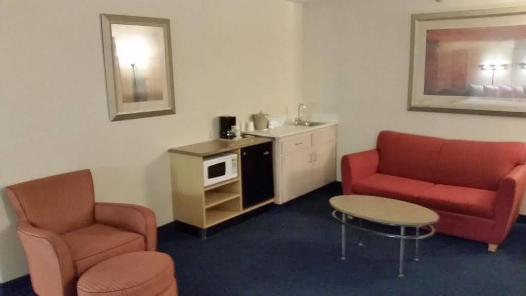 Days By Wyndham Hotel 2*